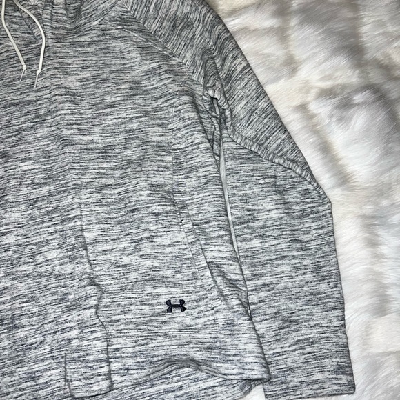 Under Armour | Women’s Grey Storm Fitted Hoodie Medium - Picture 3 of 8